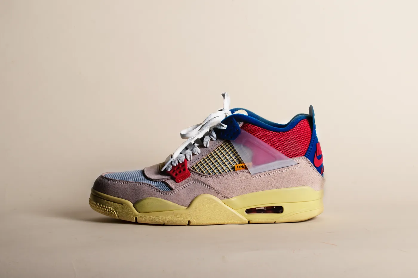 Jordan Air Jordan 4 Retro SE, צילום אווירה