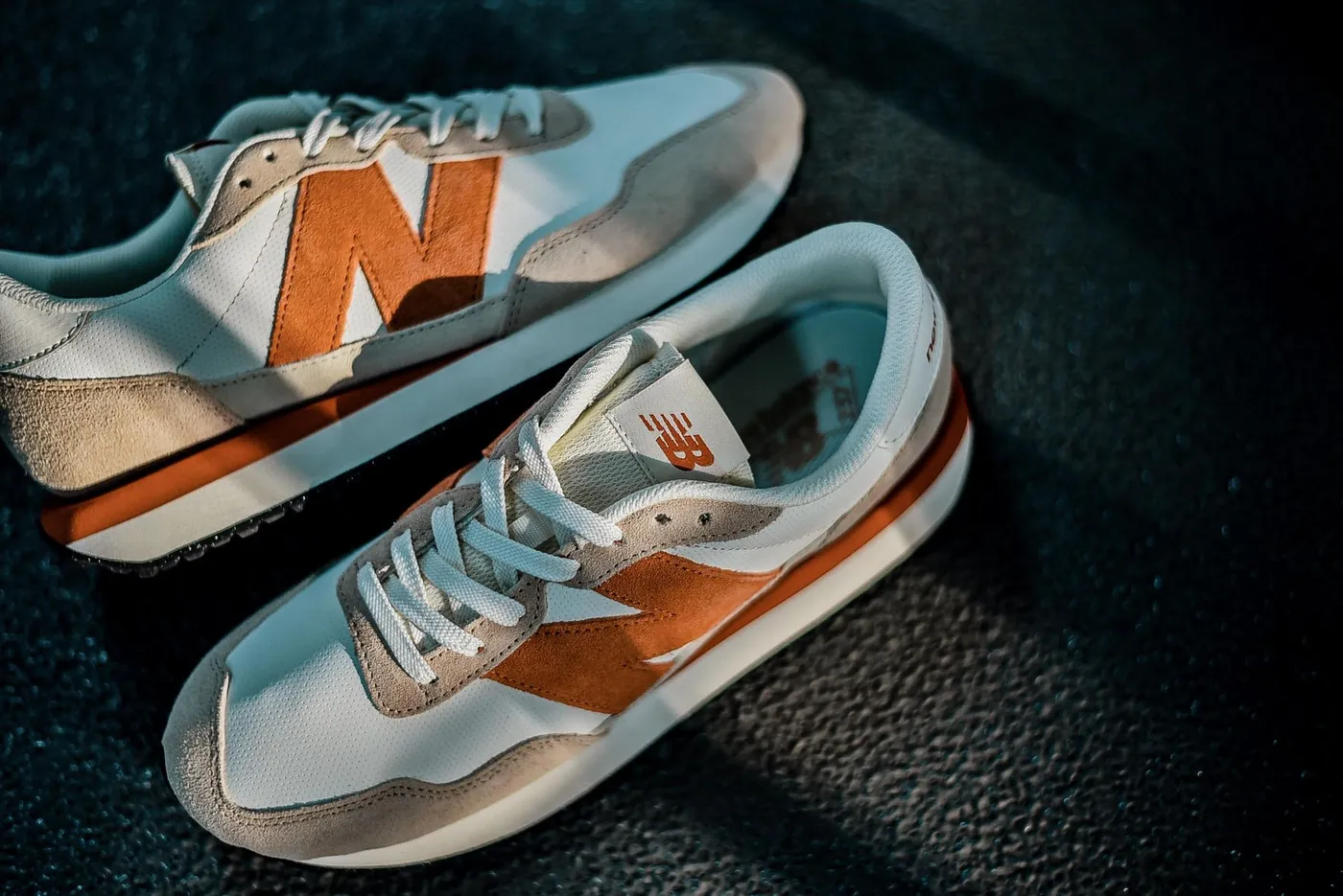 New Balance 237, צילום אווירה